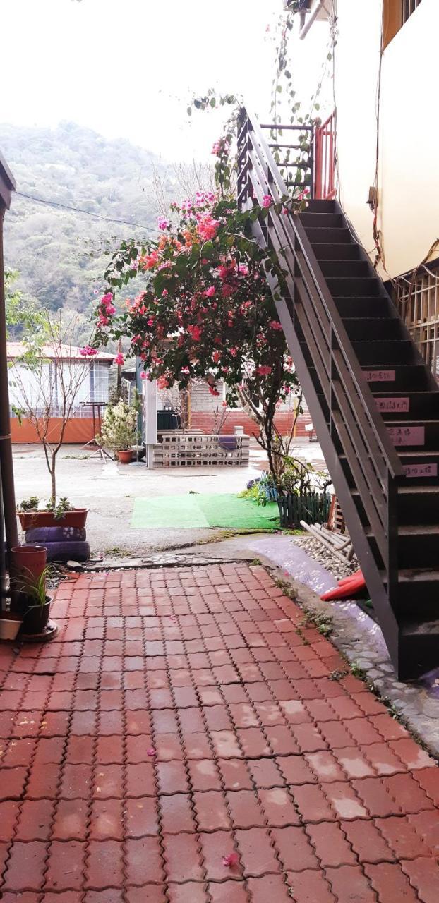 Lushan Xiangting Tea Homestay 仁愛郷 エクステリア 写真